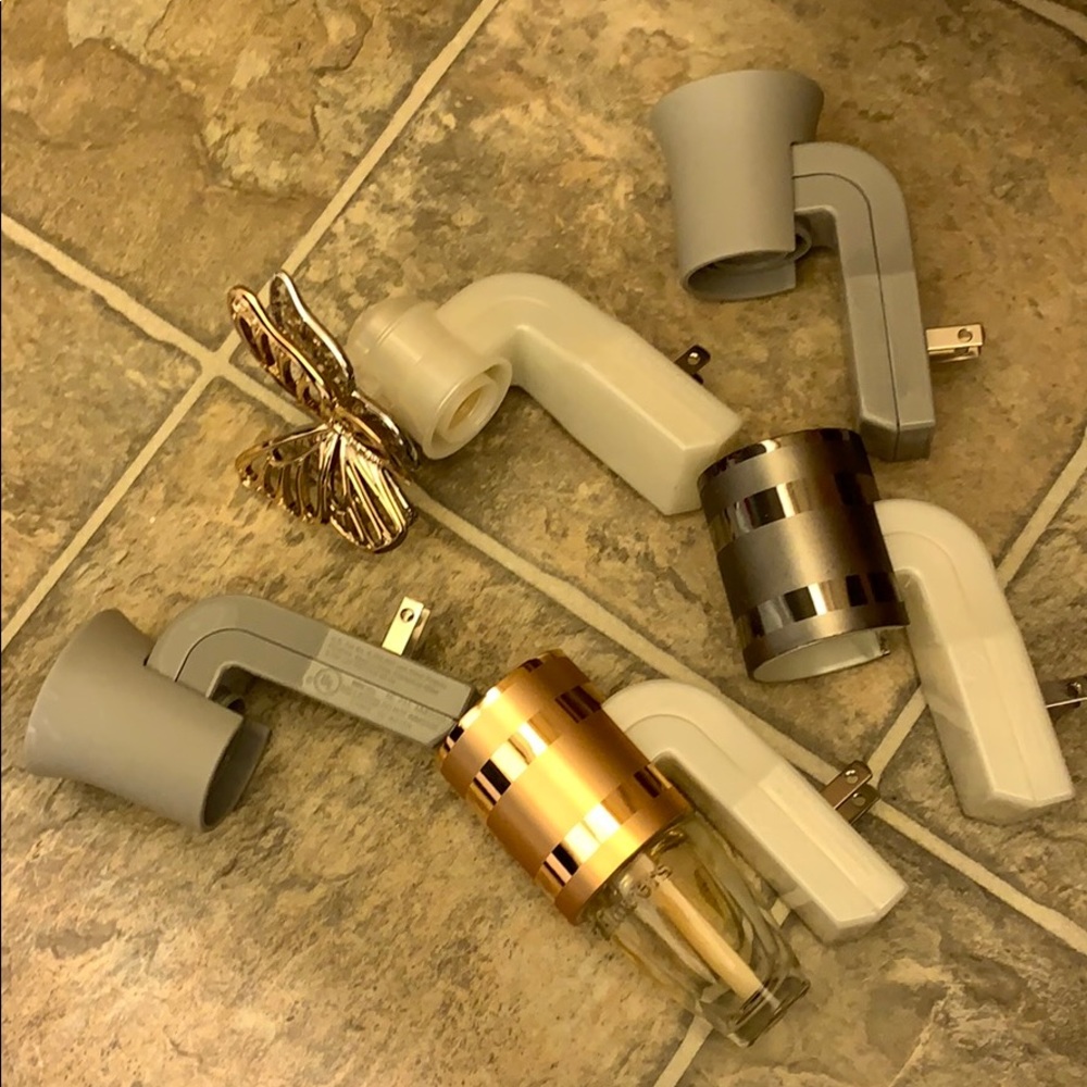 Bath and body works wallflowers